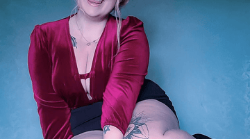 WOMEN WEDNESDAY With Avalon