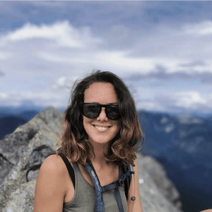 WOMAN WEDNESDAY With Claire Stenham-Brown From The Turmeric Trailer