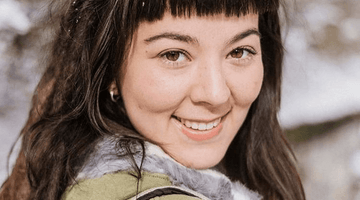 WOMAN WEDNESDAY With Rachelle From Earth and Elle